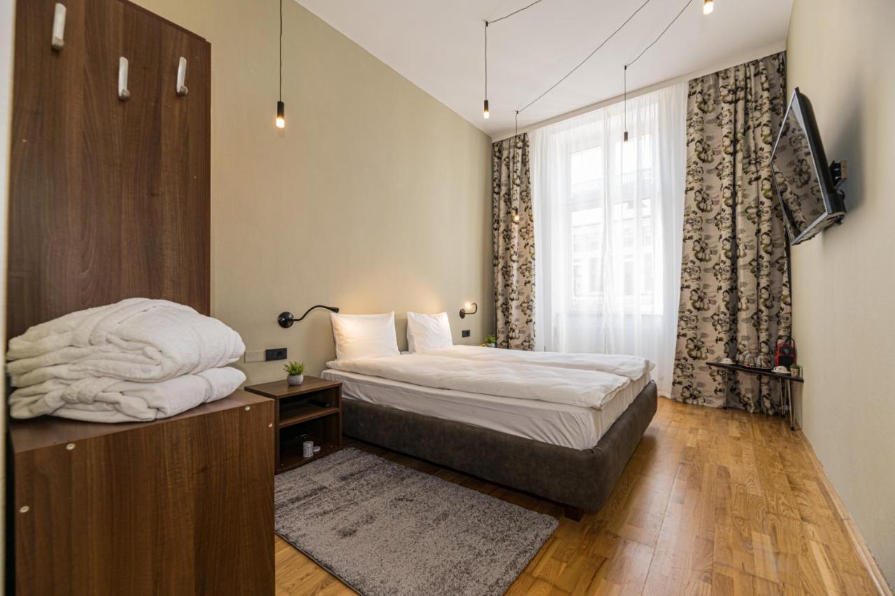 Palazzo Brasov Apartment Exterior photo