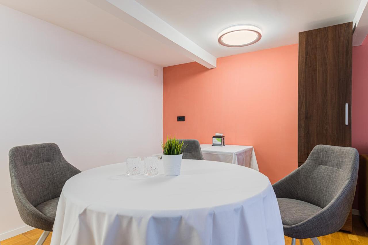 Palazzo Brasov Apartment Exterior photo