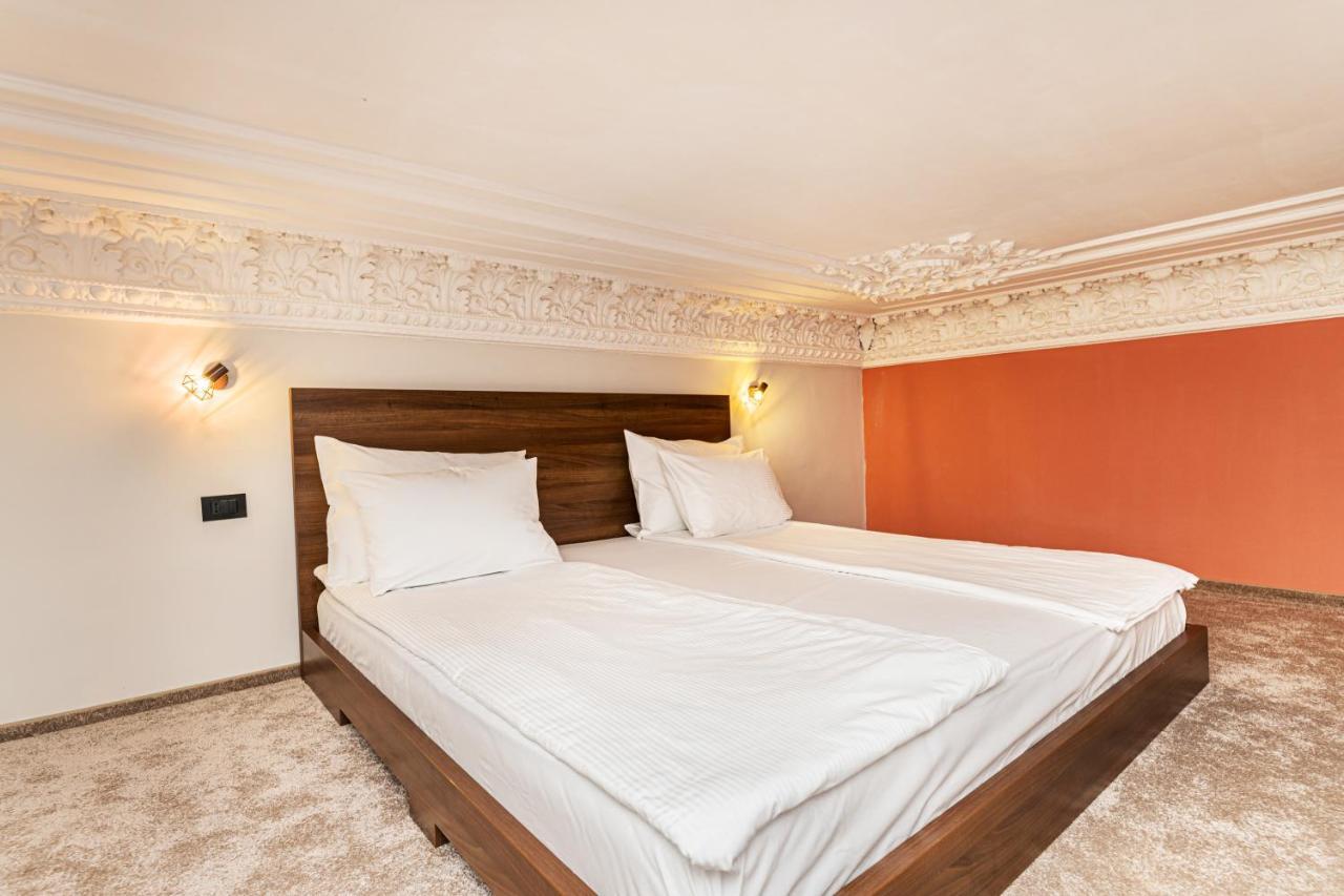 Palazzo Brasov Apartment Exterior photo