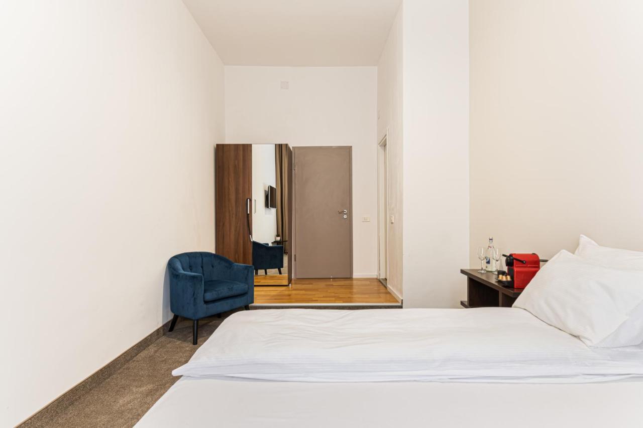 Palazzo Brasov Apartment Exterior photo
